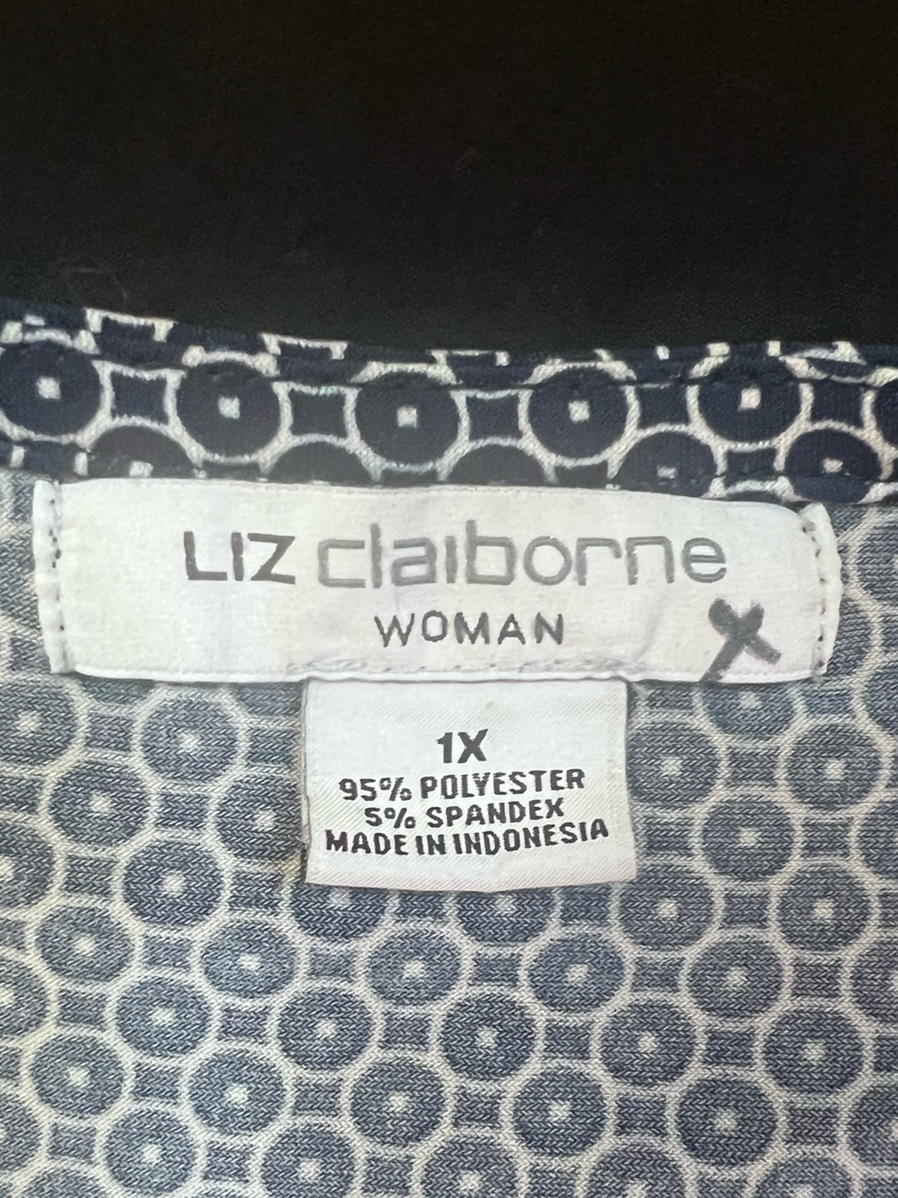 Liz Claiborne Woman 1X Navy White Geometric Tie Neck Keyhole Blouse - Picture 9 of 11